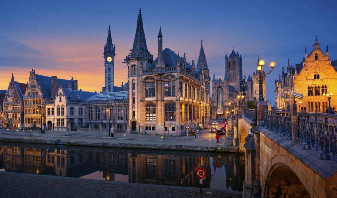 Burgstraat 17 Apartment In Exclusive Patrician House In Medieval Gante Exterior foto